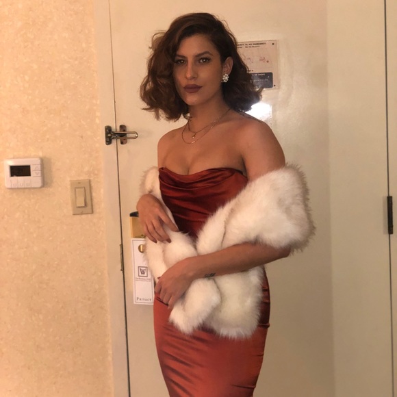 Meet your Posher, Samantha - Picture 3 of 5